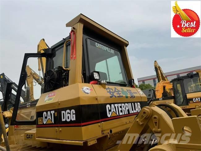CAT D 6 G ブルドーザー