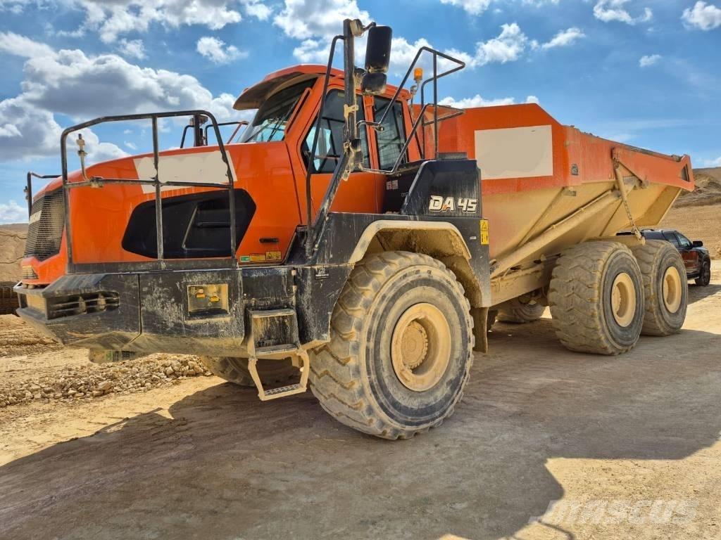 Doosan DA 45 アーティキュレート式ダンプトラック