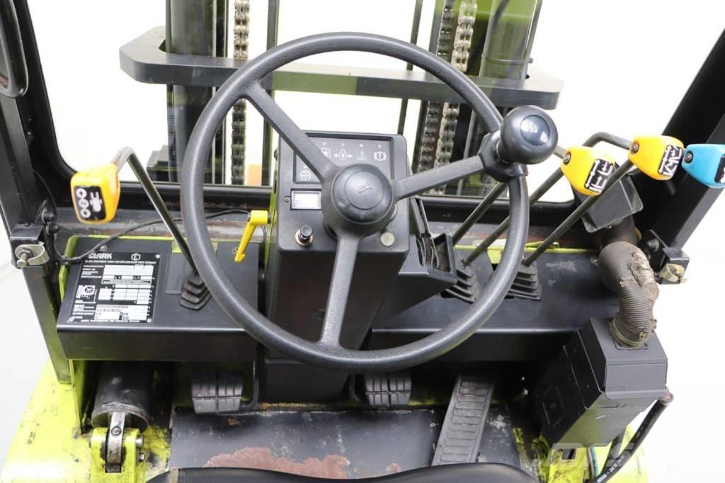 Clark GPX 40 LPGフォークリフト