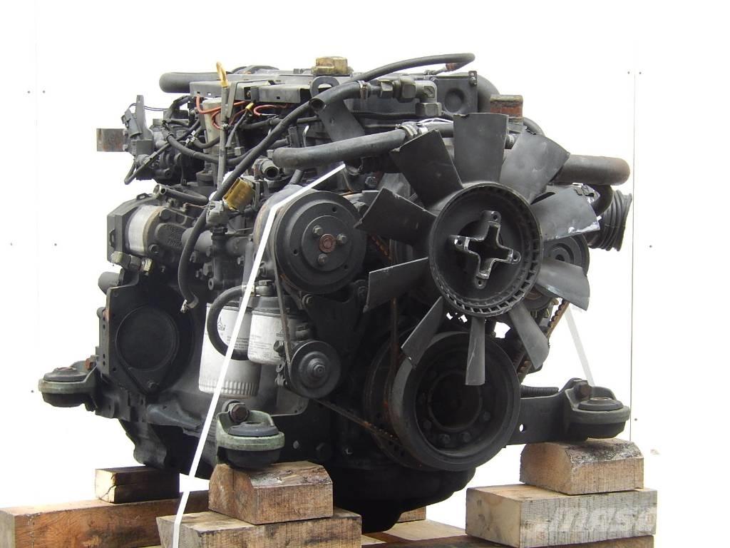 Deutz BF4M1012E エンジン