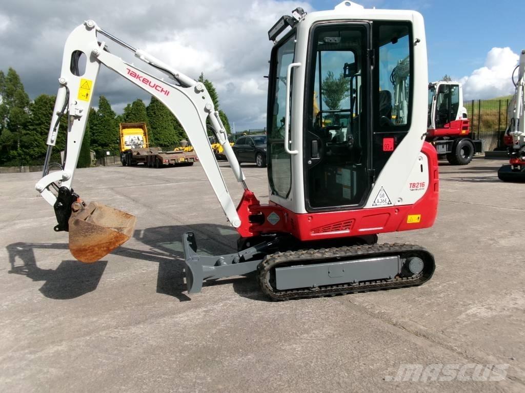 Takeuchi TB 216 ミニ油圧ショベル 7t以下（ミニユンボ・ミニディガー）