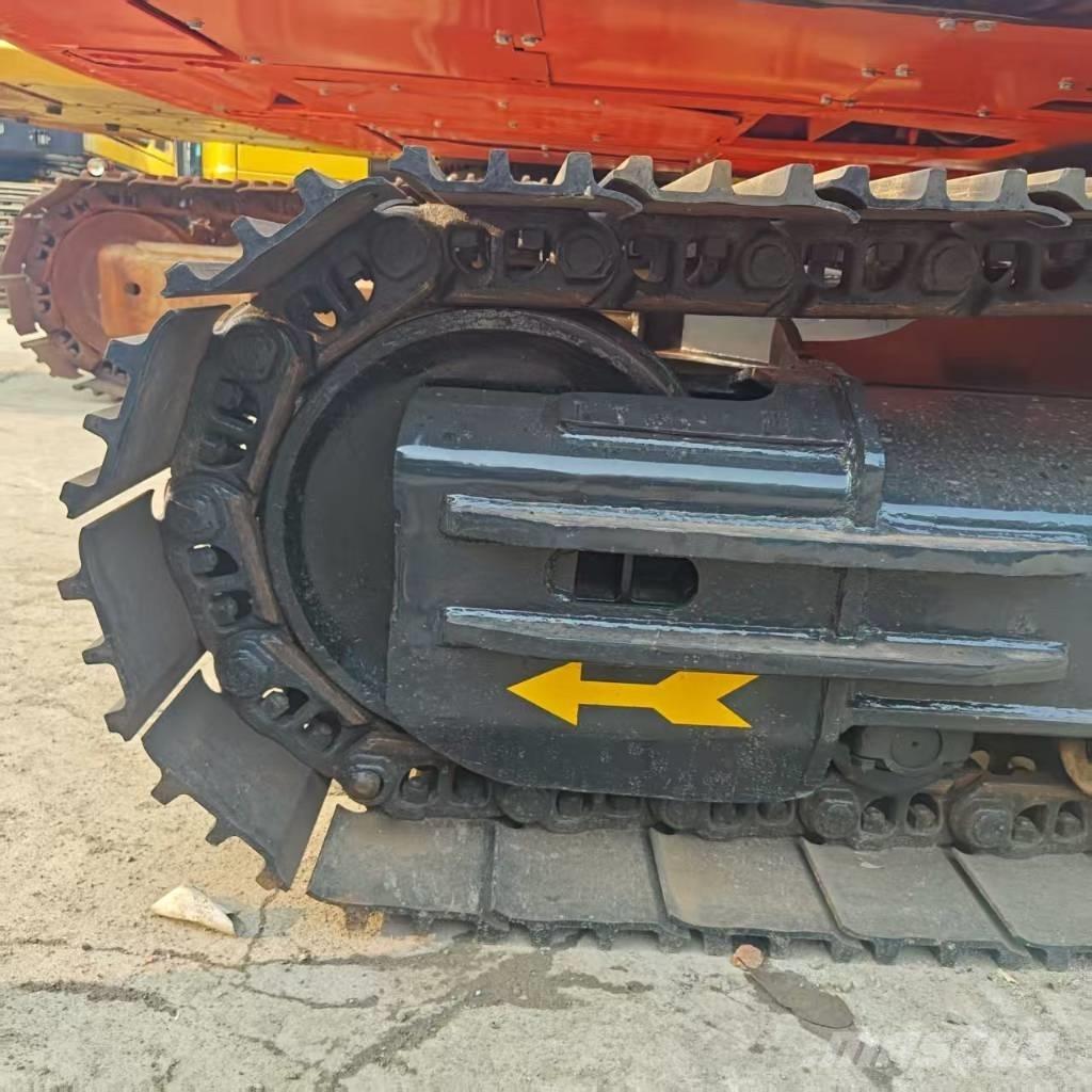 Doosan DX 300 LC 大型油圧ショベル12t以上（パワーショベル・ユンボ）