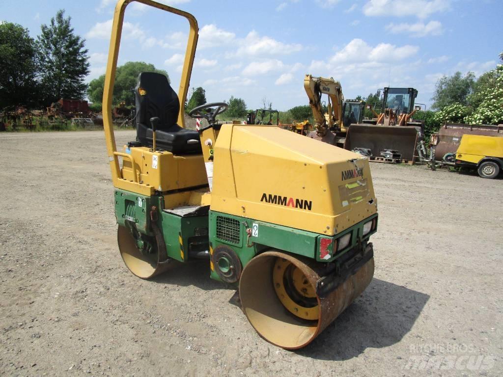 Ammann AV 16 E タンデムローラ