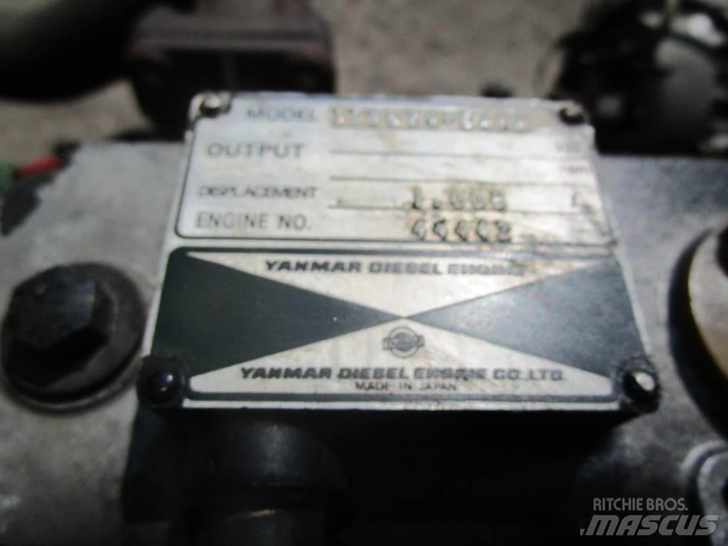 Ammann AV 16 E タンデムローラ