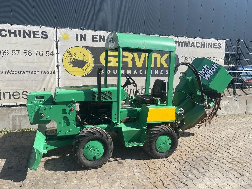 Ditch Witch 3500 DD トレンチャー