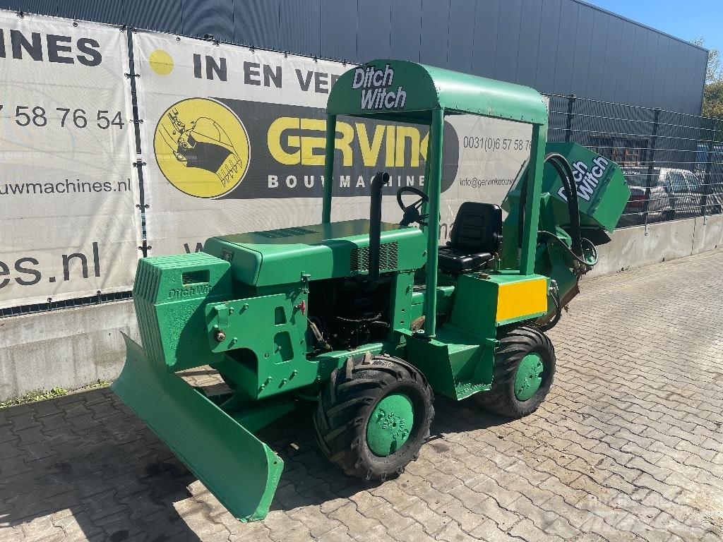 Ditch Witch 3500 DD トレンチャー