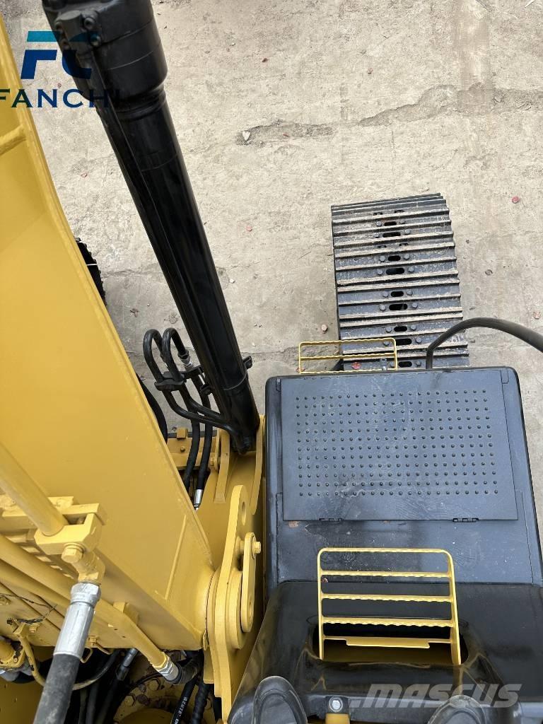 CAT CAT320D 大型油圧ショベル12t以上（パワーショベル・ユンボ）