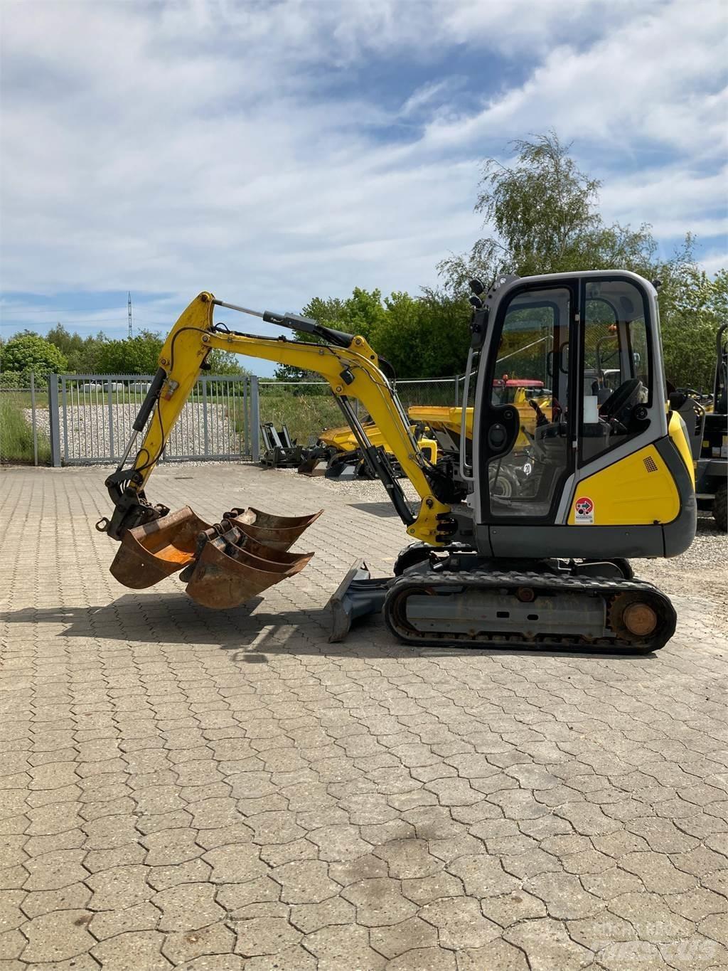 Wacker Neuson ET24 ミニ油圧ショベル 7t以下（ミニユンボ・ミニディガー）
