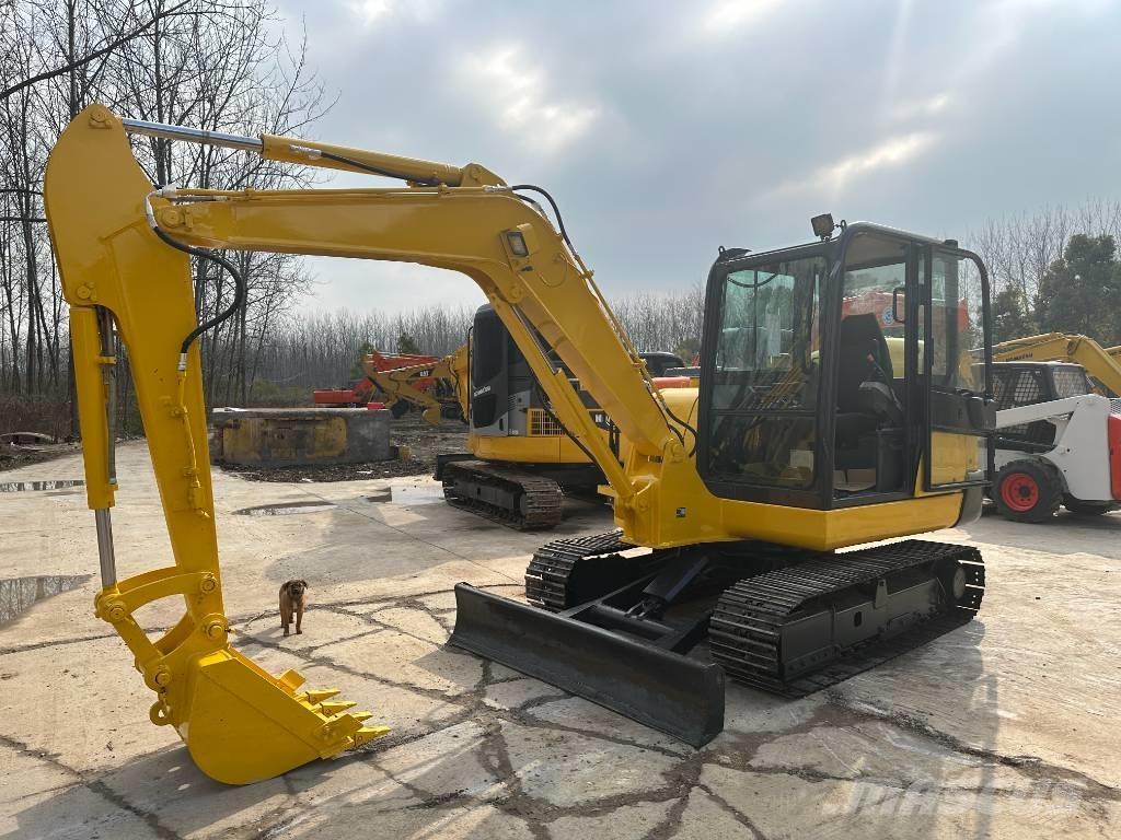Komatsu PC 56 ミニ油圧ショベル 7t以下（ミニユンボ・ミニディガー）