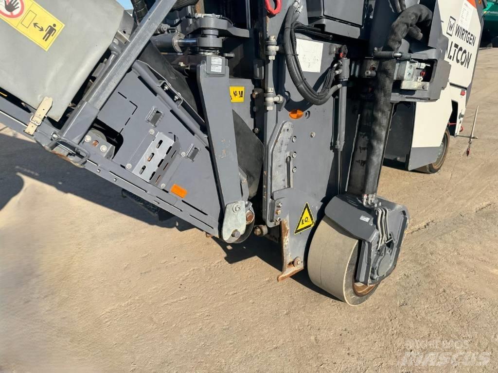 Wirtgen W 50 RI アスファルトコールドミリングマシーン