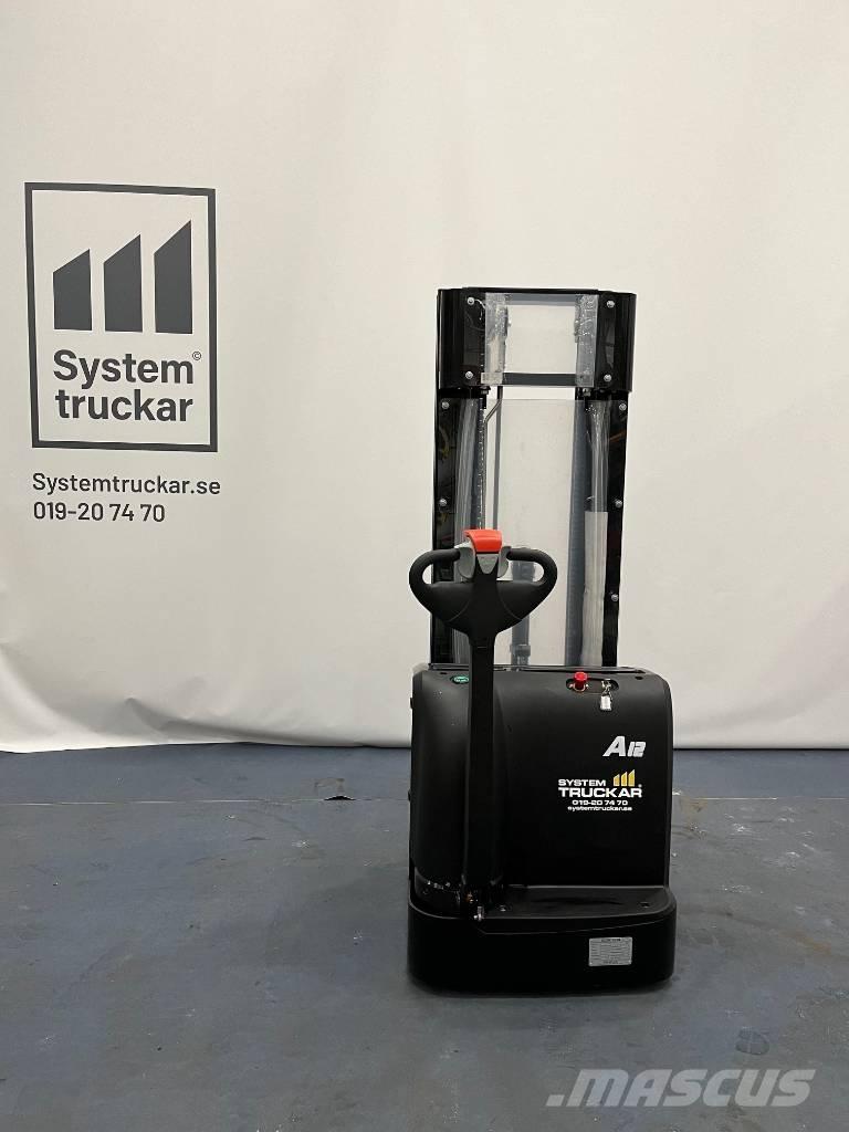 Hangcha CDD12 自走式スタッカー