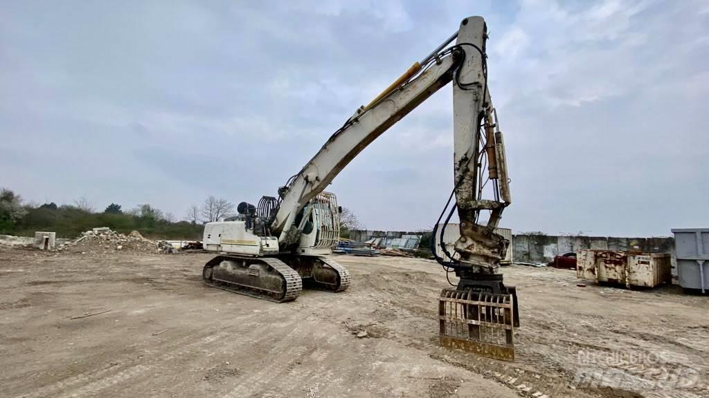 Liebherr R 924 大型油圧ショベル12t以上（パワーショベル・ユンボ）