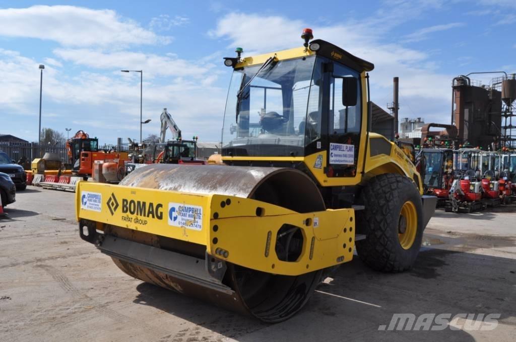 Bomag BW 213 D H-5 振動ローラ