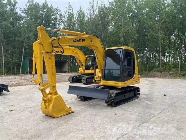 Komatsu PC 60-7 大型油圧ショベル12t以上（パワーショベル・ユンボ）