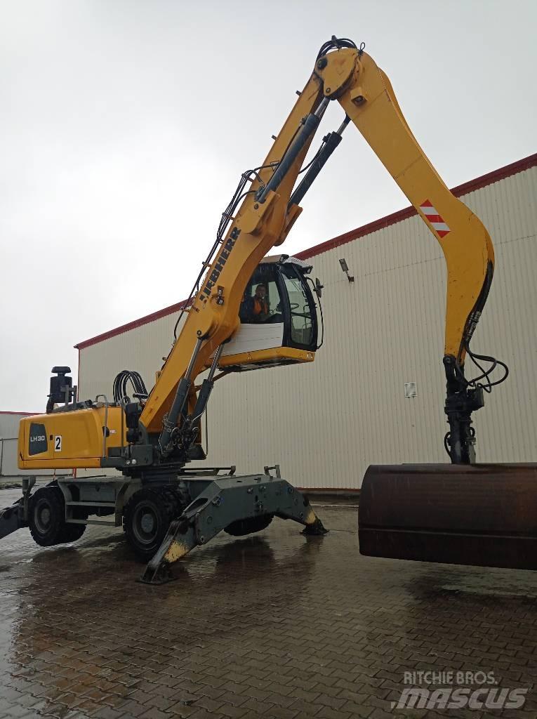 Liebherr LH 30 M 廃棄物／工業産廃処理機