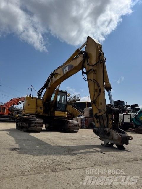 CAT 321 C LCR 大型油圧ショベル12t以上（パワーショベル・ユンボ）