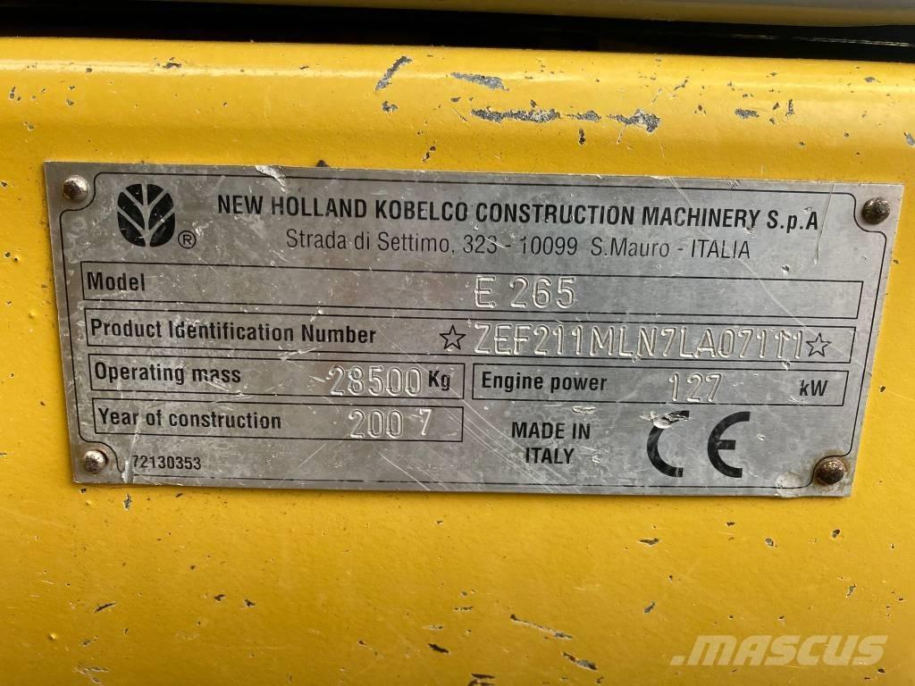 New Holland E 265 LC 大型油圧ショベル12t以上（パワーショベル・ユンボ）