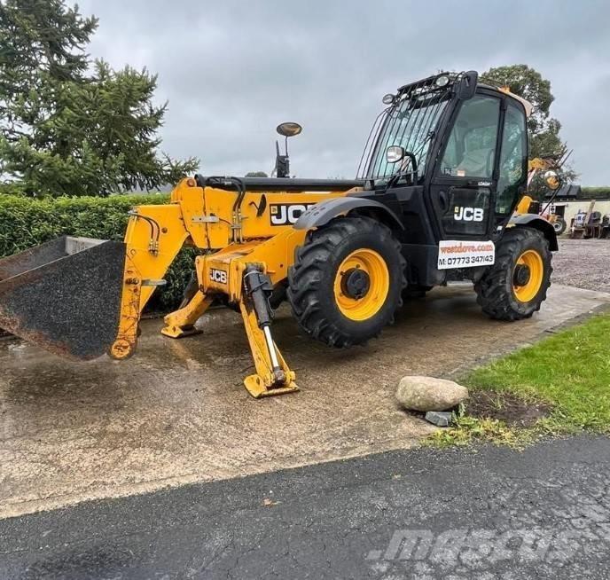 JCB 535-140 テレスコーピックハンドラー