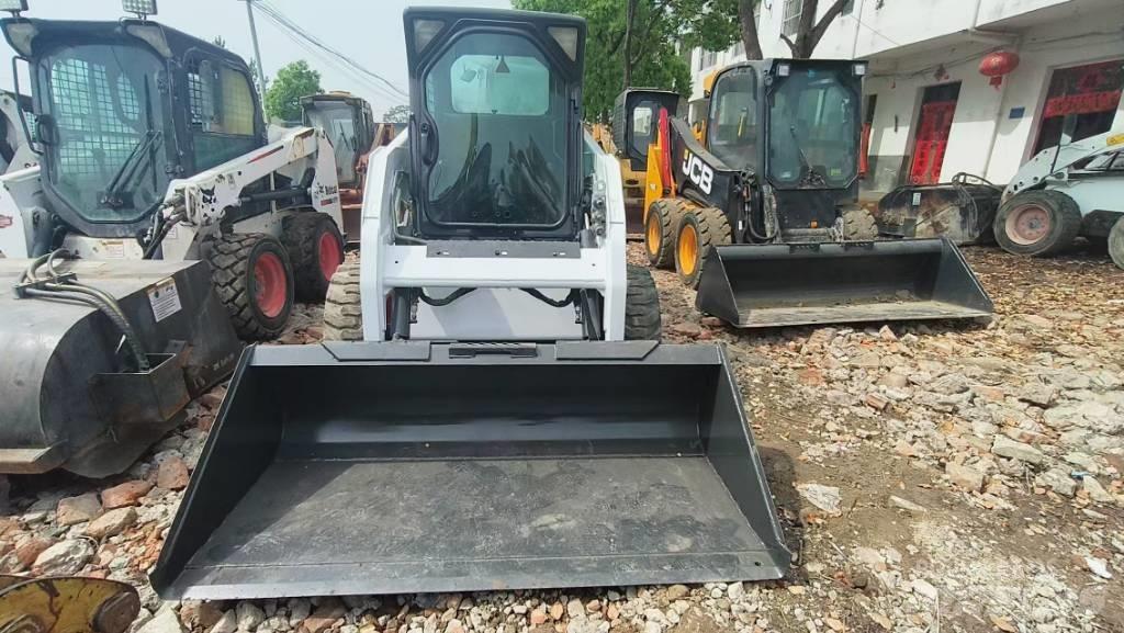 Bobcat S 160 スキッドステアローダー