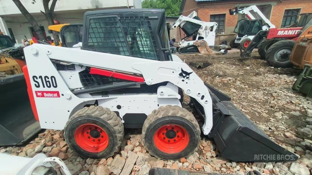 Bobcat S 160 スキッドステアローダー