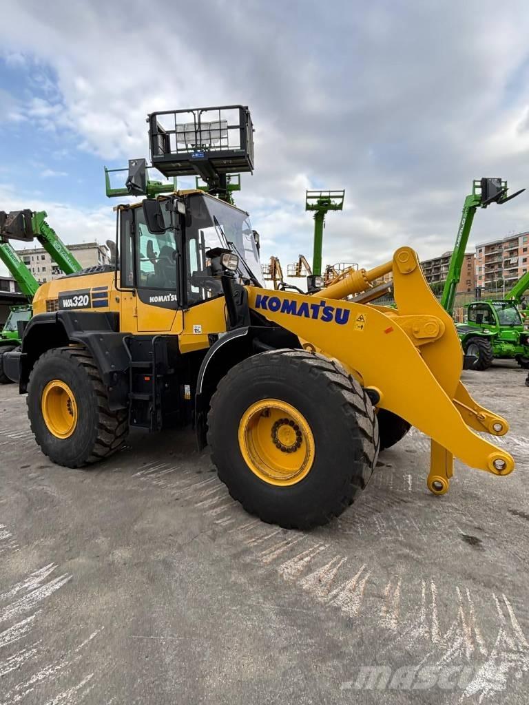 Komatsu WA 320-8 ホイールローダー・タイヤショベル