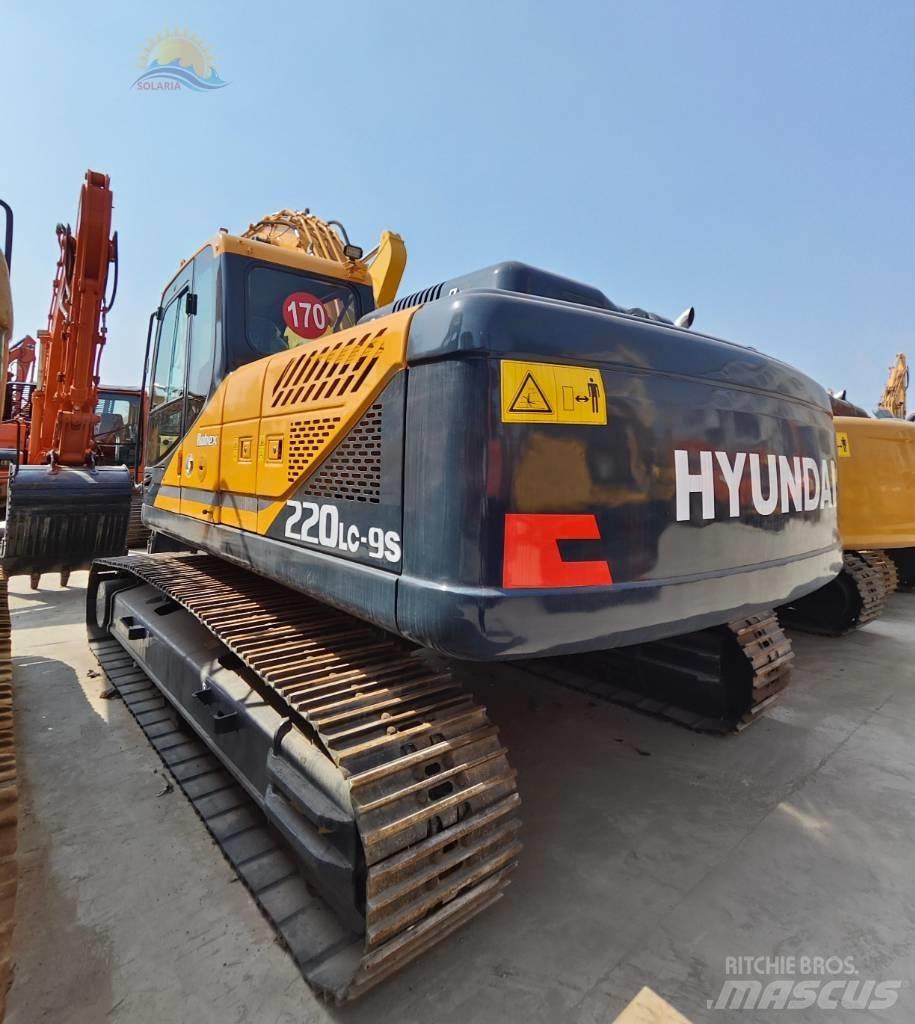 Hyundai R220LC-9S 大型油圧ショベル12t以上（パワーショベル・ユンボ）