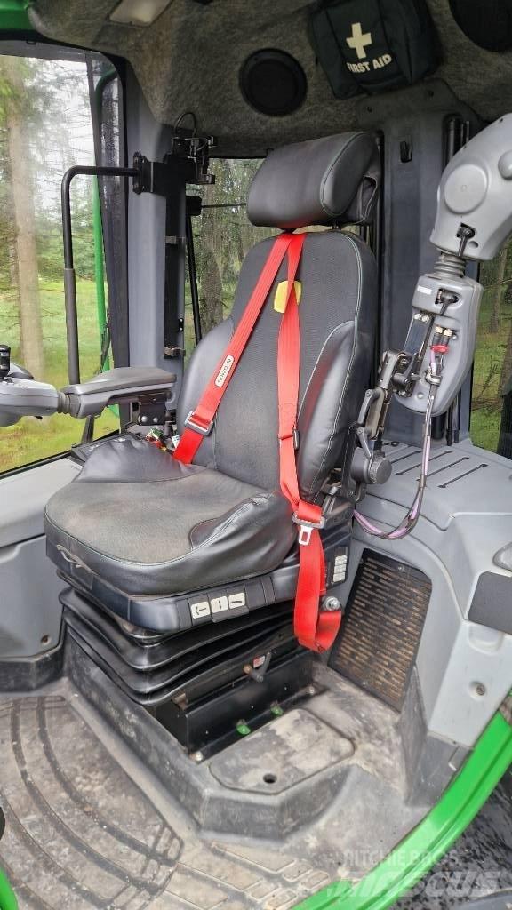 John Deere 1270 G ハーベスター