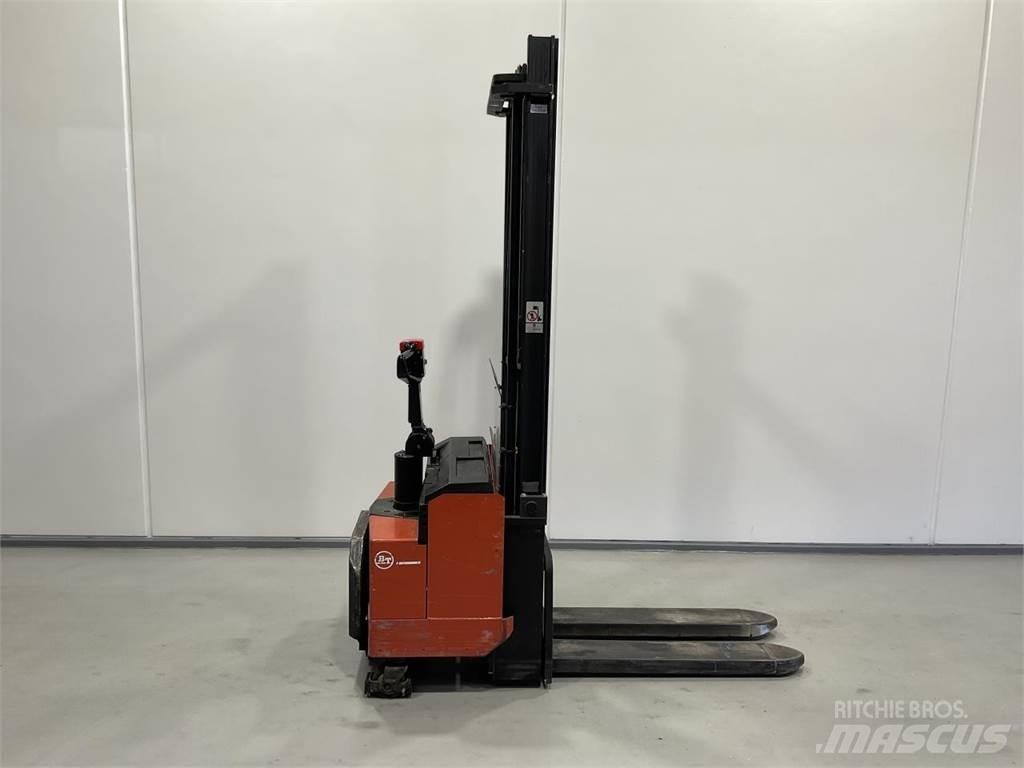 BT LSV 1250/11 自走式スタッカー