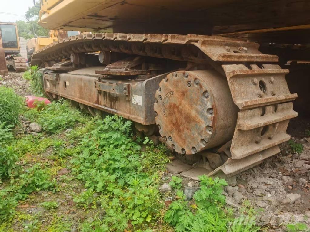 Komatsu PC 450-8 大型油圧ショベル12t以上（パワーショベル・ユンボ）