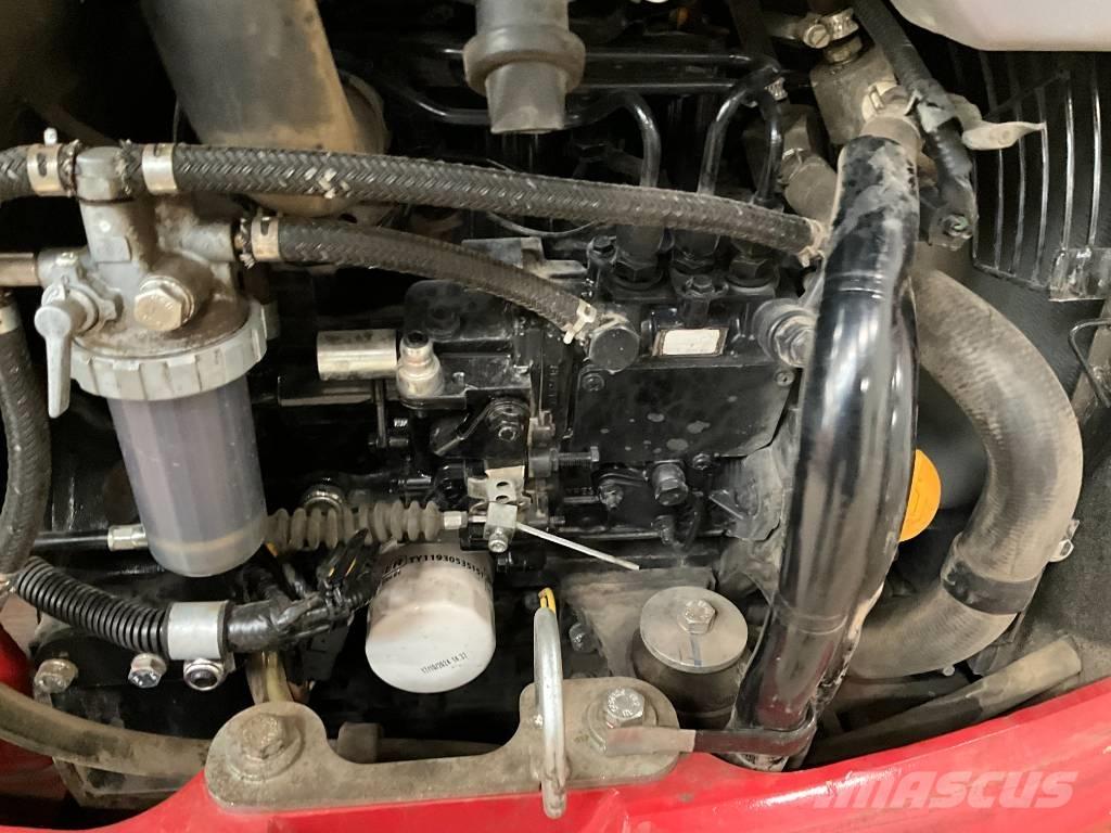 Takeuchi TB 216 ミニ油圧ショベル 7t以下（ミニユンボ・ミニディガー）