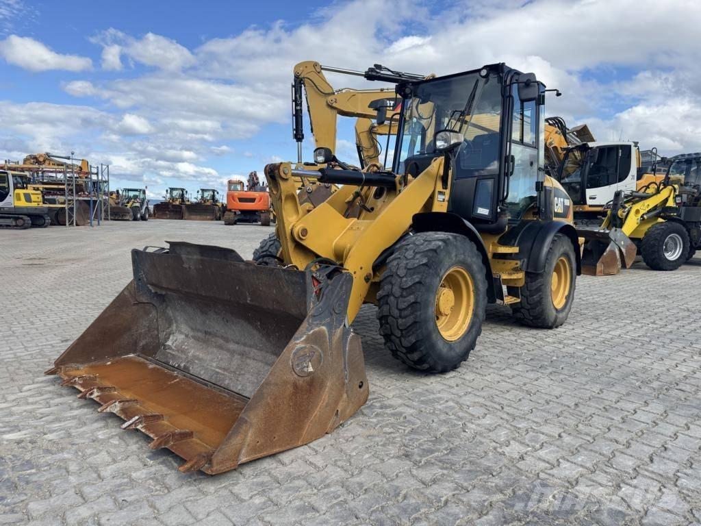 CAT 908M ホイールローダー・タイヤショベル