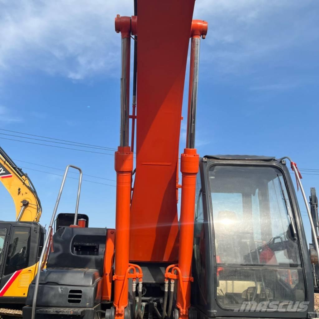 Hitachi ZX 240 大型油圧ショベル12t以上（パワーショベル・ユンボ）