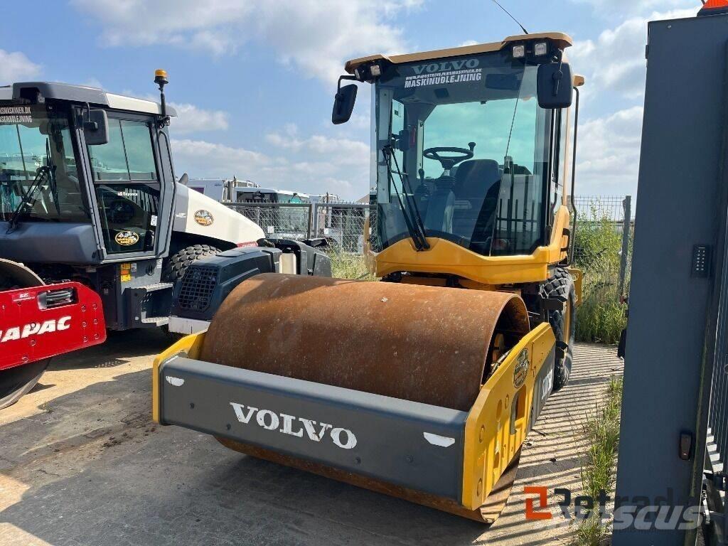 Volvo SD 75 振動ローラ