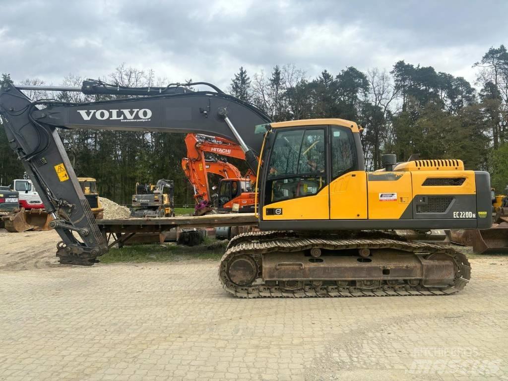Volvo EC 220 D 大型油圧ショベル12t以上（パワーショベル・ユンボ）