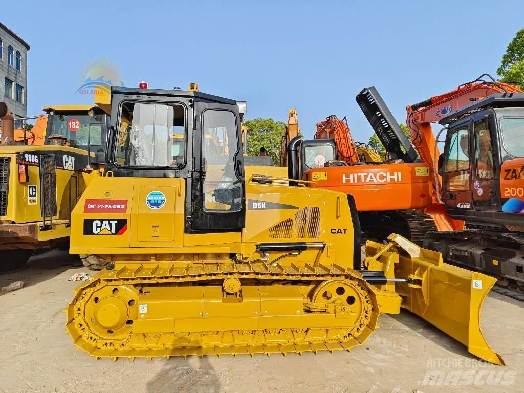 CAT D5K ブルドーザー