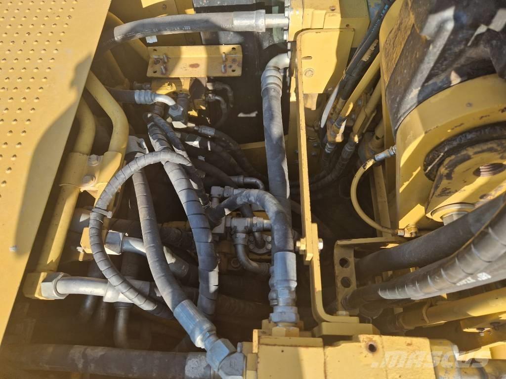 CAT 323D LRR * 2011r. * 大型油圧ショベル12t以上（パワーショベル・ユンボ）