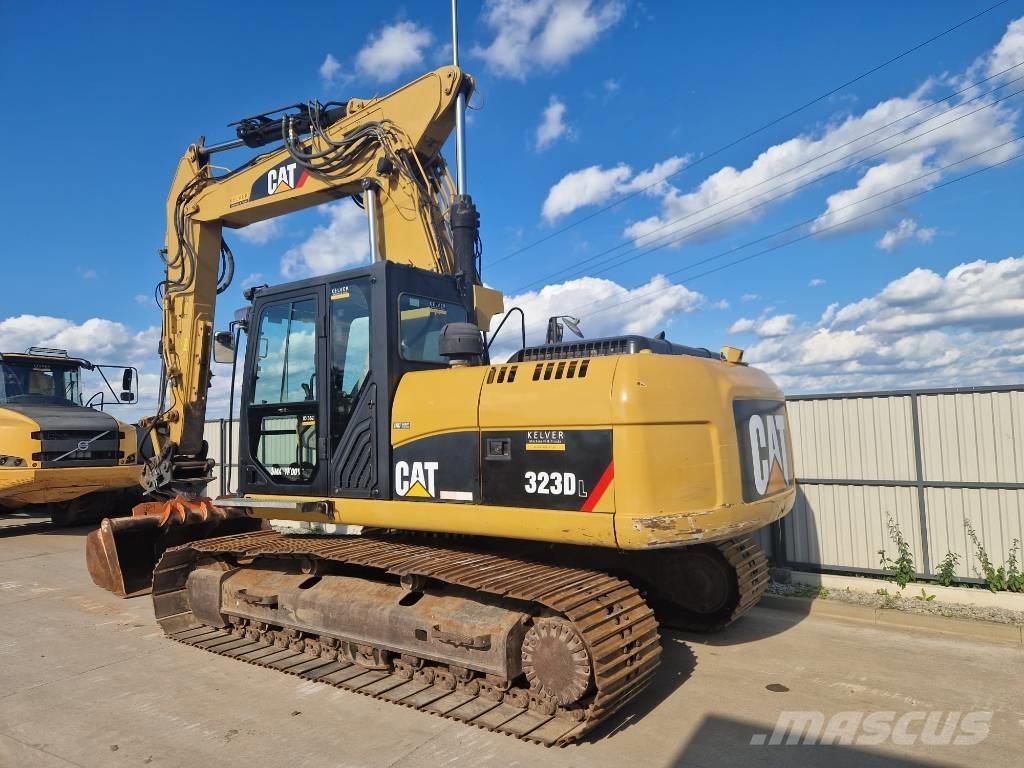 CAT 323D LRR * 2011r. * 大型油圧ショベル12t以上（パワーショベル・ユンボ）