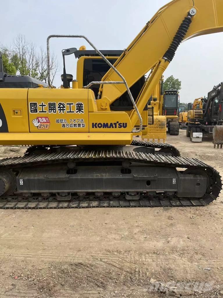 Komatsu pc200-8 大型油圧ショベル12t以上（パワーショベル・ユンボ）