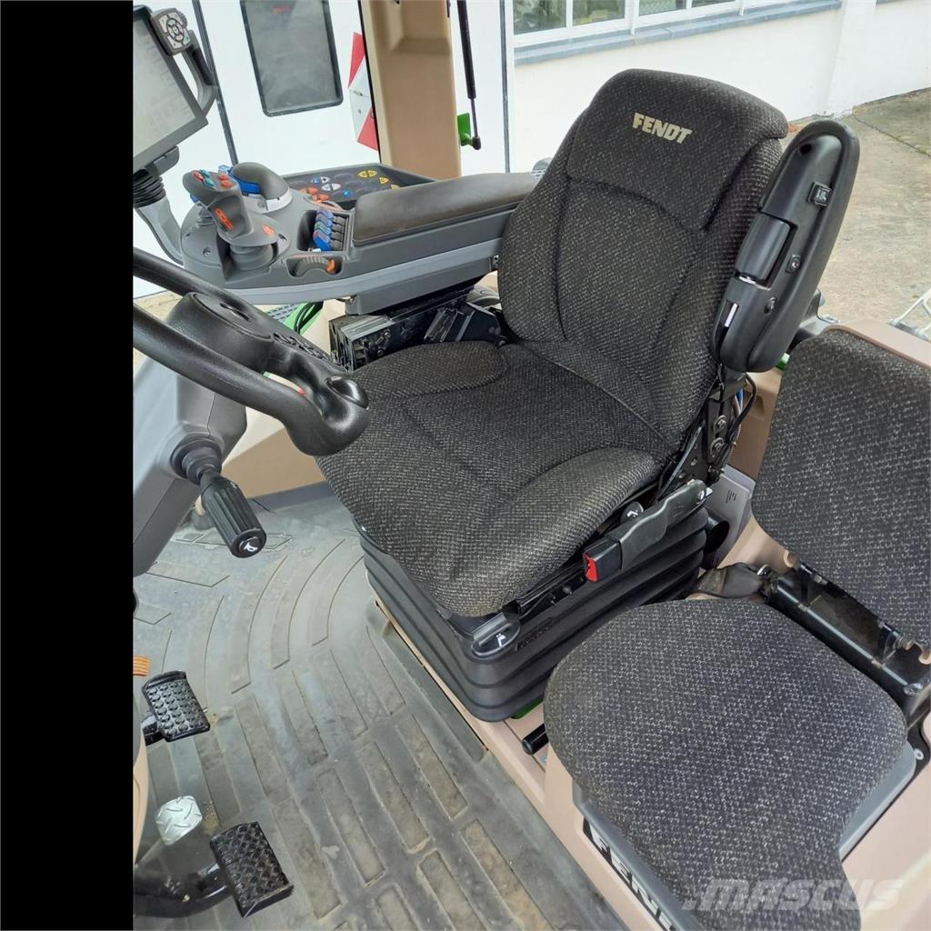 Fendt 943 MT トラクター