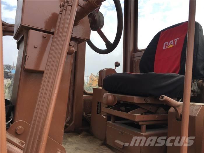 CAT 140 H モーターグレーダー
