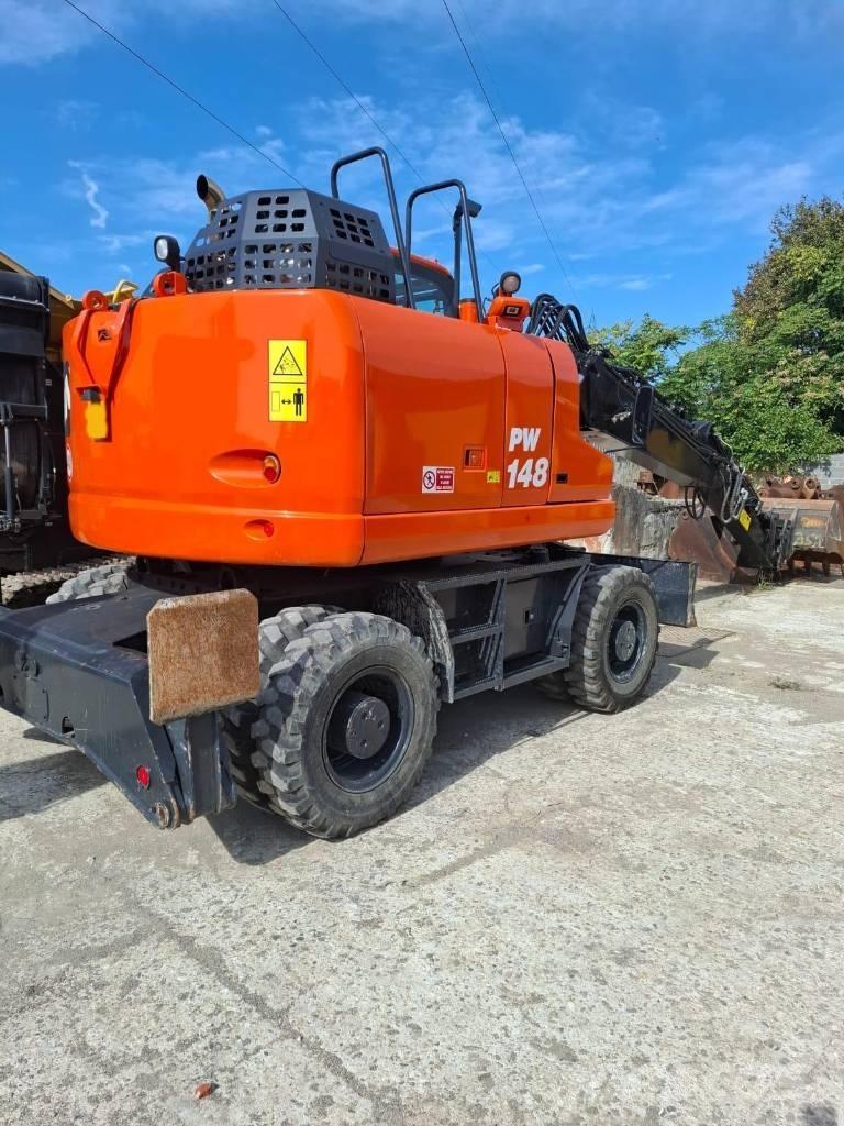 Komatsu PW 148-11 ホイール式油圧ショベル（パワーショベル・ユンボ・バックホー）