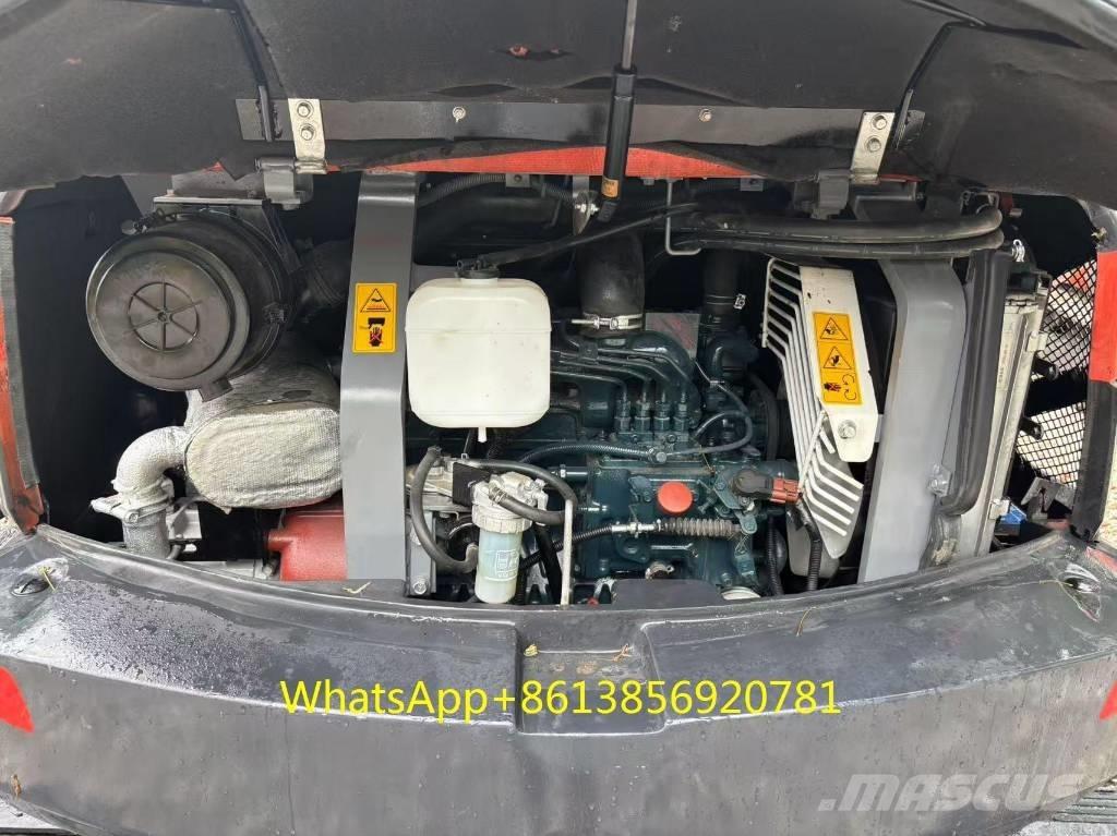 Kubota KX 057-4 ミニ油圧ショベル 7t以下（ミニユンボ・ミニディガー）