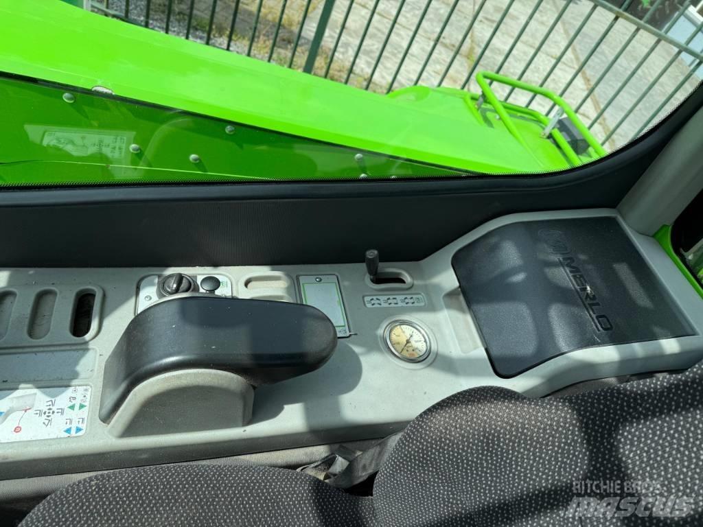 Merlo P 37.10 CS テレスコーピックハンドラー