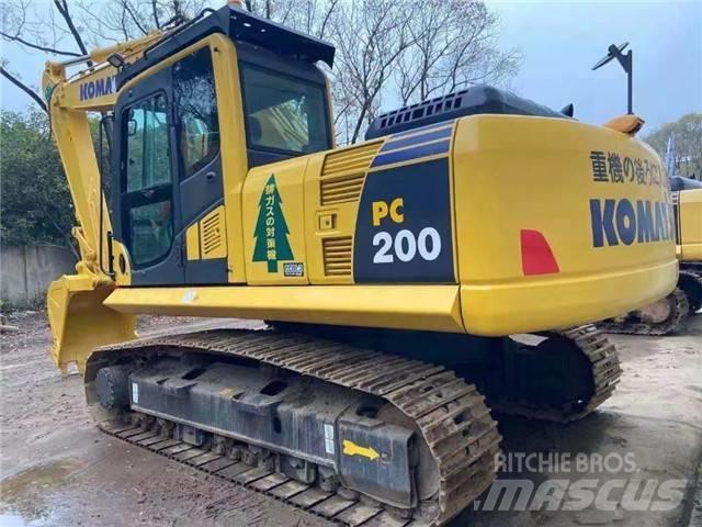 Komatsu PC 200-8 大型油圧ショベル12t以上（パワーショベル・ユンボ）