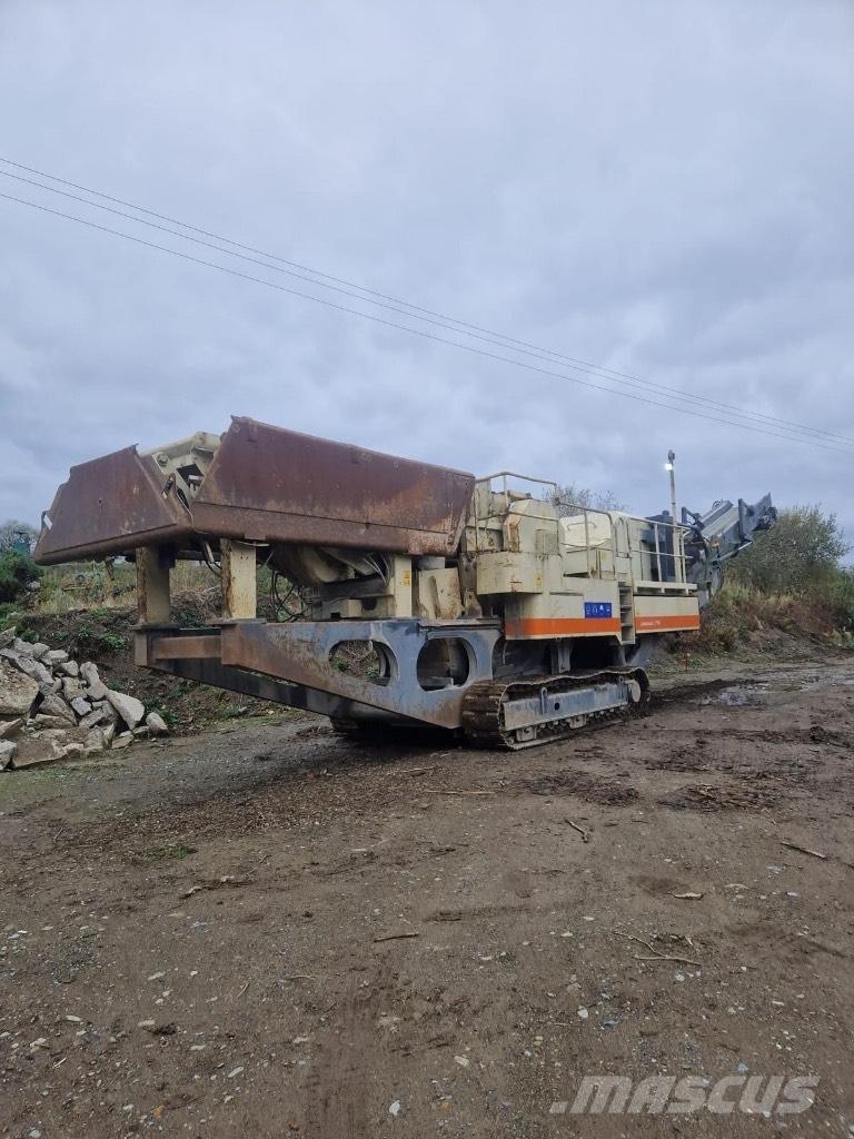 Metso LT 105 自走式クラッシャー
