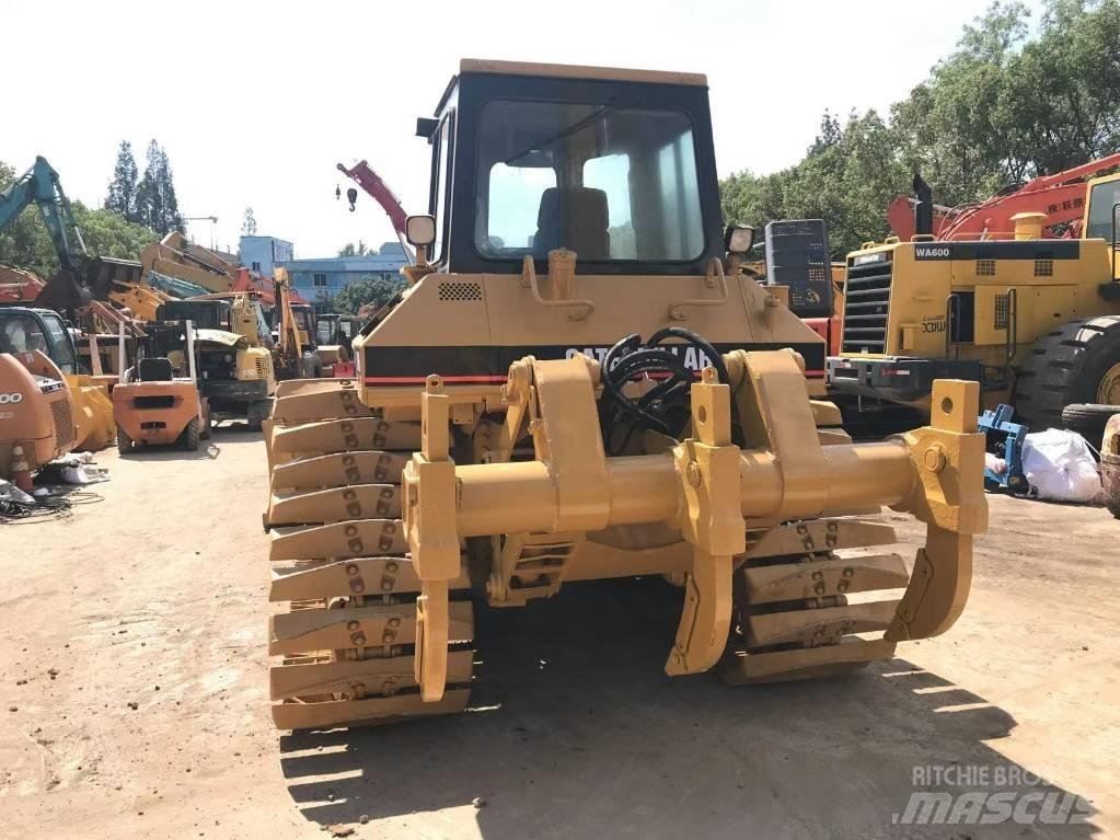 CAT D 6 G ブルドーザー
