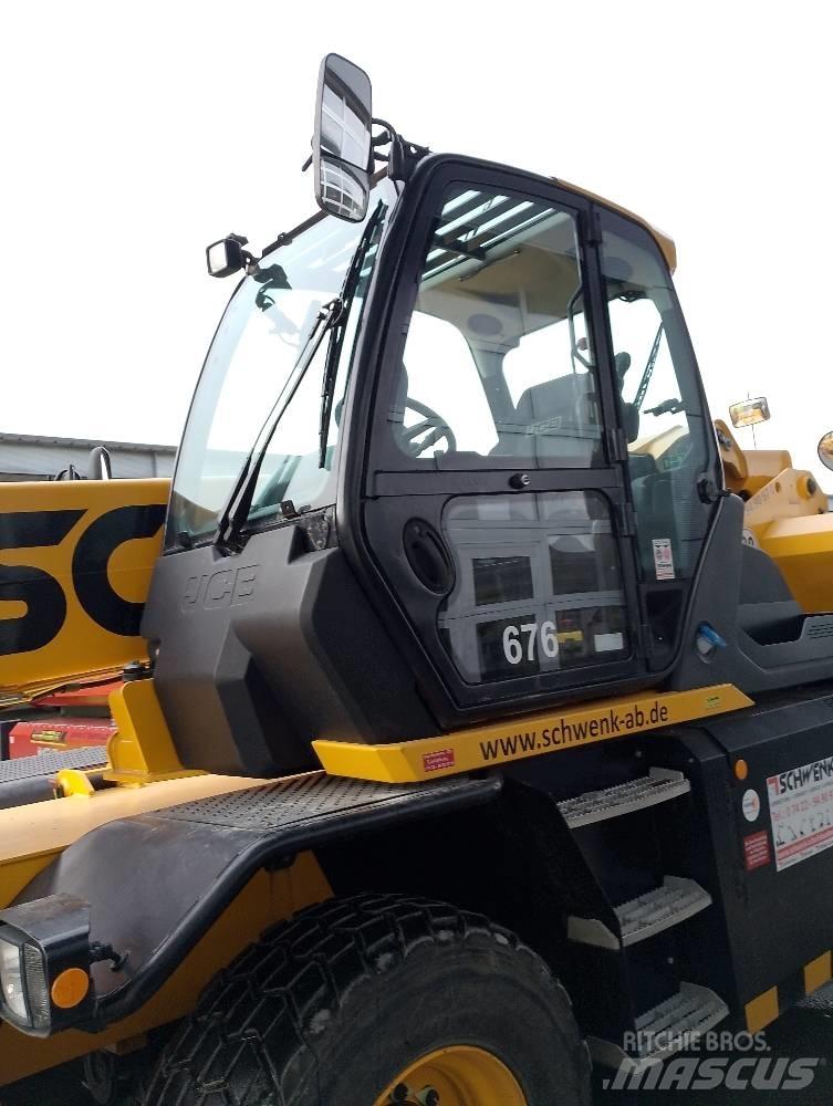 JCB Roto 5.55-210 R テレスコーピックハンドラー
