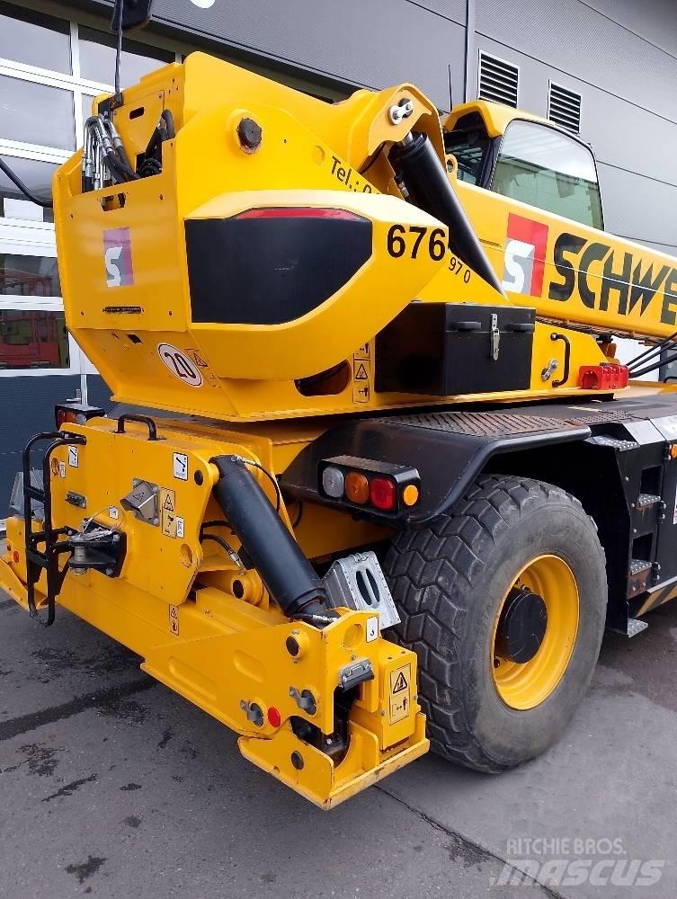JCB Roto 5.55-210 R テレスコーピックハンドラー