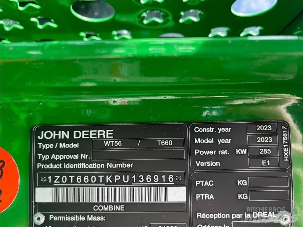 John Deere T660 コンバイン