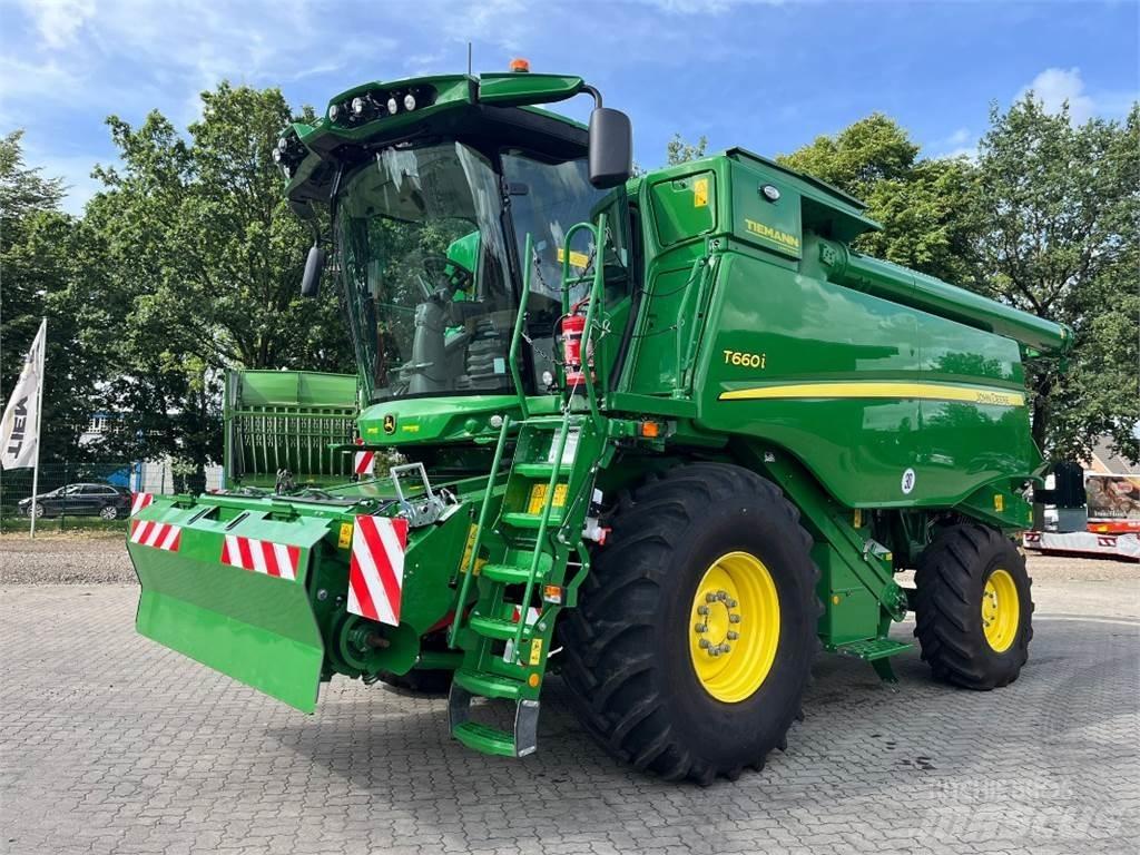 John Deere T660 コンバイン